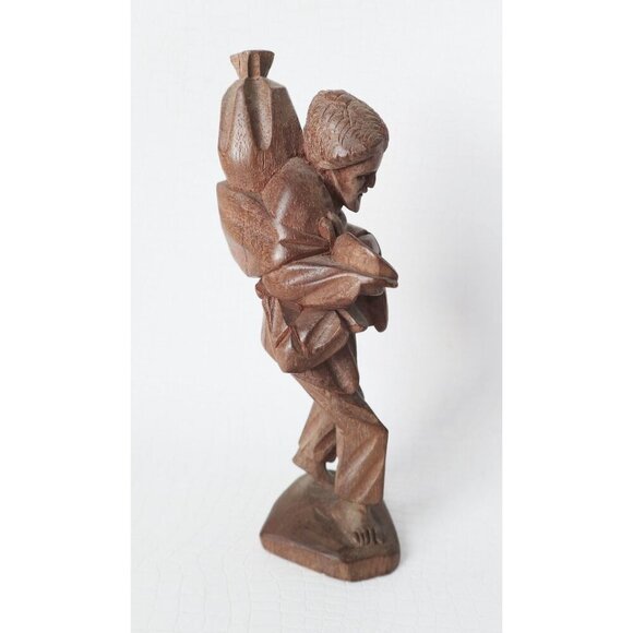 Vintage Akios Industries Ecuador Hand-Made Carved Man Wooden Peasant Figure - Picture 5 of 8